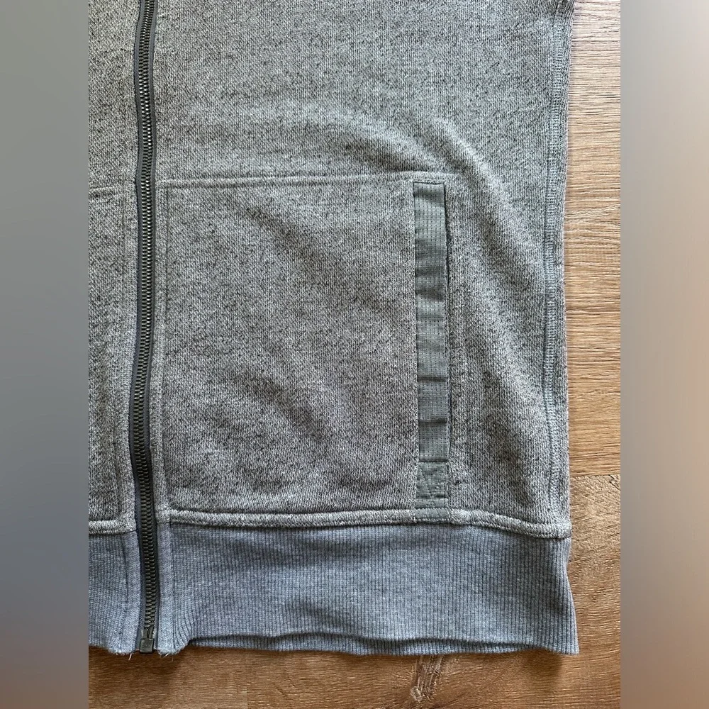 Mens Lululemon Zip up Hoodie Vest Size Medium Grey - Picture 13 of 13